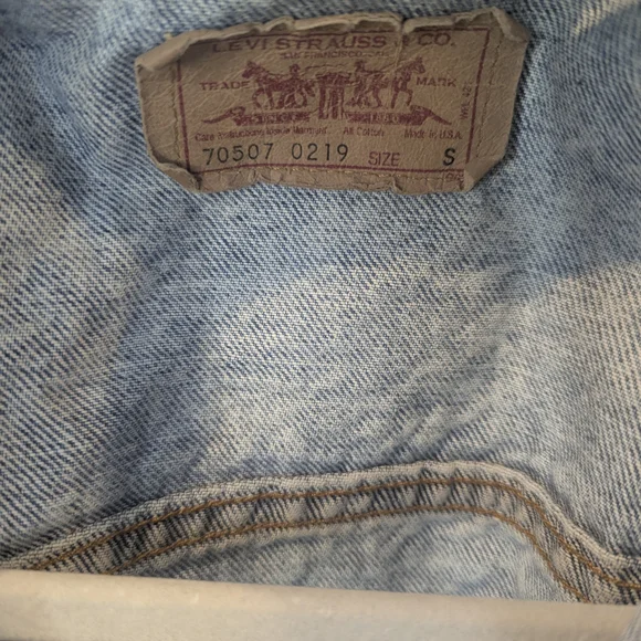 Levi's Vintage Acid Wash Blue Denim Jacket Men's Small - Picture 4 of 9